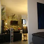 Sunbox Apartment *